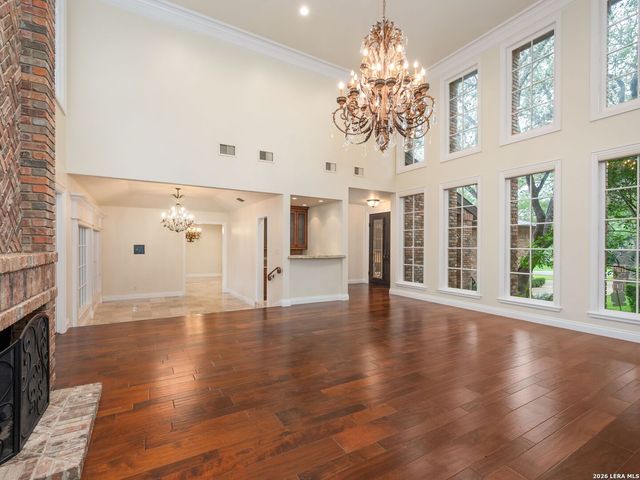 16 Galleria Drive, San Antonio, TX 78257