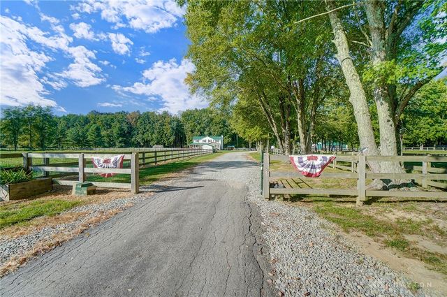 8457 Strout Road, Clarksville, OH 45113