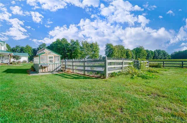 8457 Strout Road, Clarksville, OH 45113