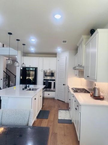 2500 Silver Leaf Drive, Northlake, TX 76226