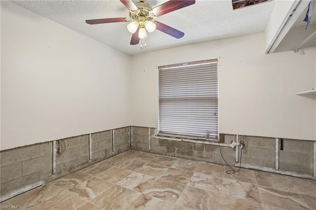 1500 Popham DR A38, Fort Myers, FL 33919