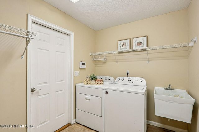 1991 WOODLAKE Drive, Fleming Island, FL 32003