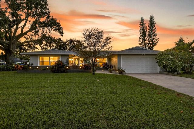 12620 138TH STREET N, Largo, FL 33774