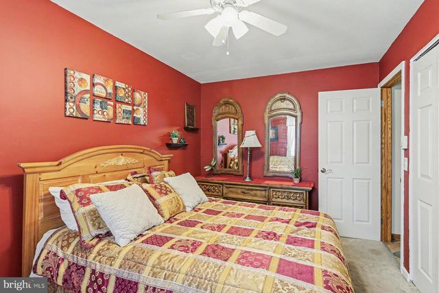 2028 MT VERNON CIR, Harrisburg, PA 17110