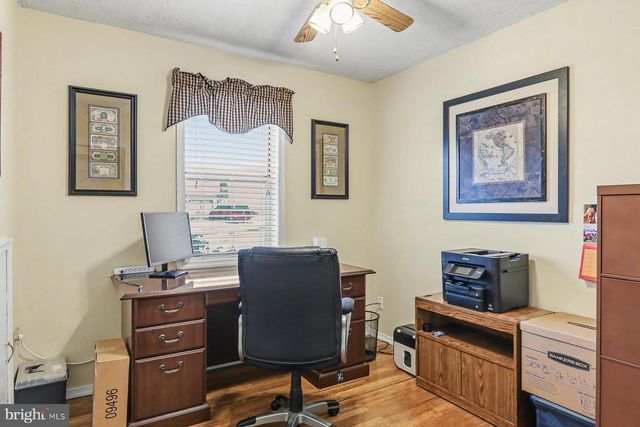 2028 MT VERNON CIR, Harrisburg, PA 17110