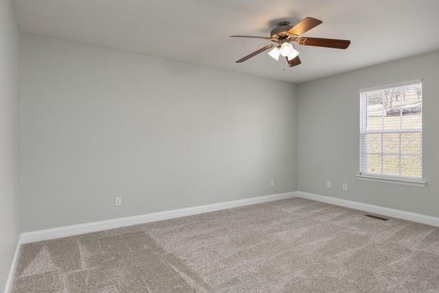 331 Harvest Court, Soddy Daisy, TN 37379