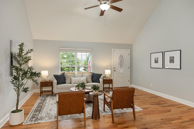 331 Harvest Court, Soddy Daisy, TN 37379