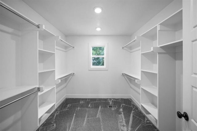 3101 SW Arbor Tree Drive, Lee's Summit, MO 64082