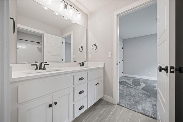 3101 SW Arbor Tree Drive, Lee's Summit, MO 64082