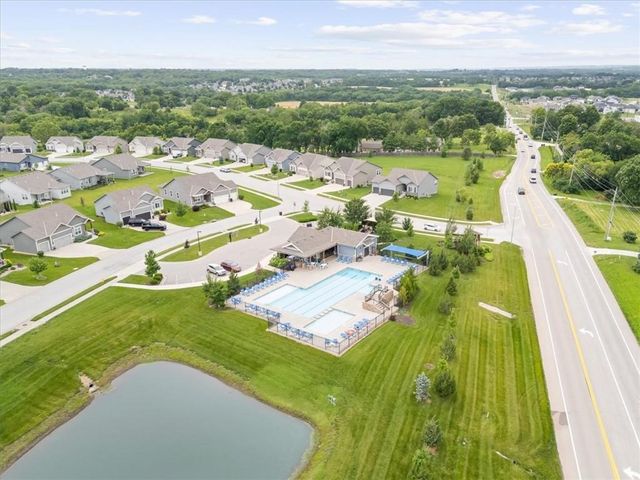 3101 SW Arbor Tree Drive, Lee's Summit, MO 64082