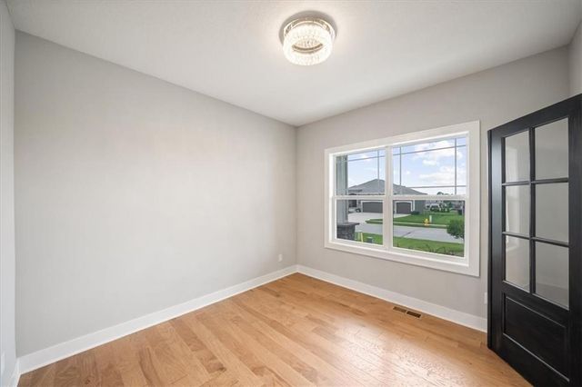 3101 SW Arbor Tree Drive, Lee's Summit, MO 64082