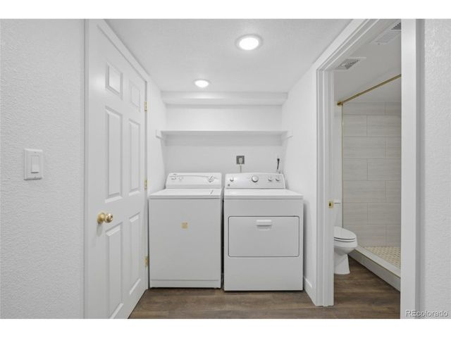 1175 Rosemary St, Denver, CO 80220