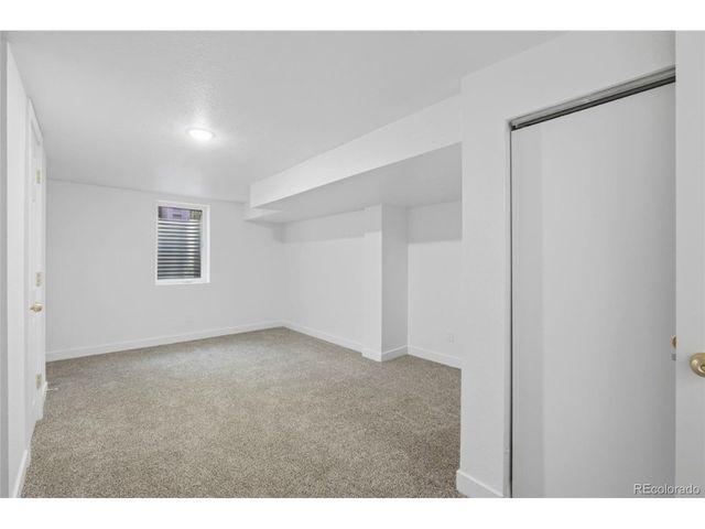 1175 Rosemary St, Denver, CO 80220