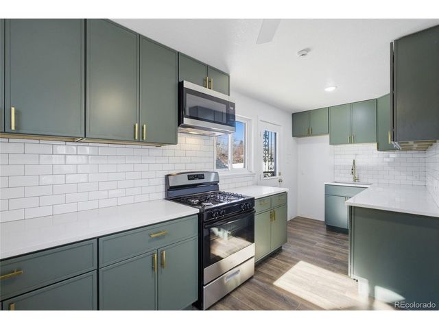 1175 Rosemary St, Denver, CO 80220