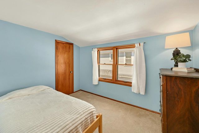 4300 N Woodburn STREET, Shorewood, WI 53211