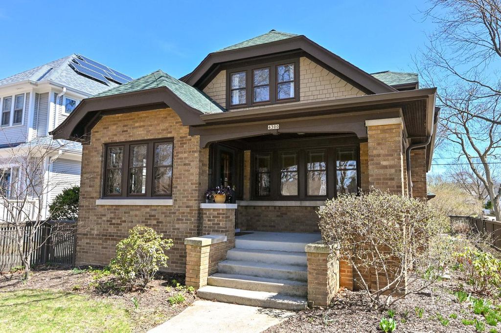 4300 N Woodburn STREET, Shorewood, WI 53211