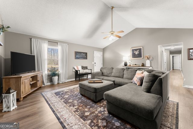 154 Stacey Drive, Cleveland, GA 30528