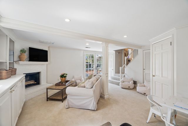 115 Alton Rd, Nashville, TN 37205