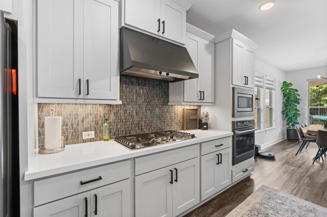 3136 Bravo DR, Leander, TX 78641