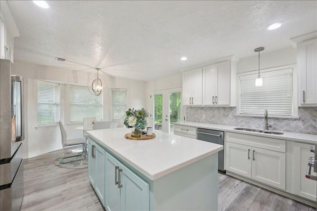 5840 Wynden Way, Beaumont, TX 77706