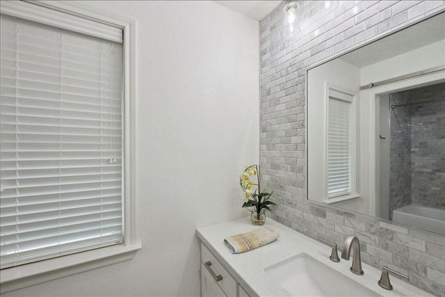 5840 Wynden Way, Beaumont, TX 77706