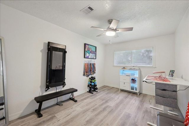 5840 Wynden Way, Beaumont, TX 77706