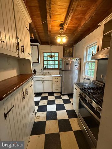 313 S NEW YORK, Galloway, NJ 08205