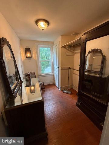 313 S NEW YORK, Galloway, NJ 08205