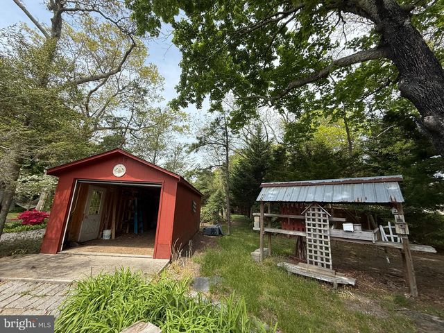 313 S NEW YORK, Galloway, NJ 08205