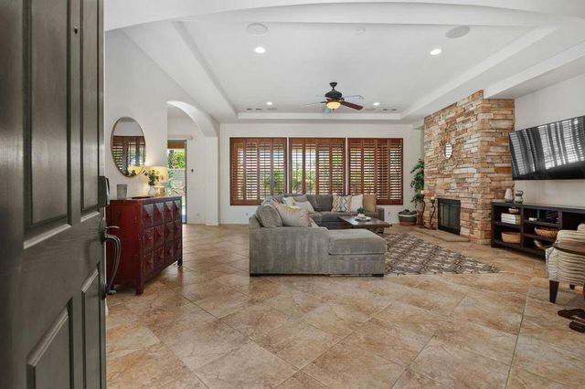 48476 Big Horn Drive, La Quinta, CA 92253