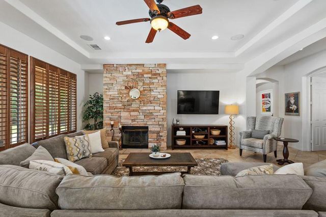 48476 Big Horn Drive, La Quinta, CA 92253