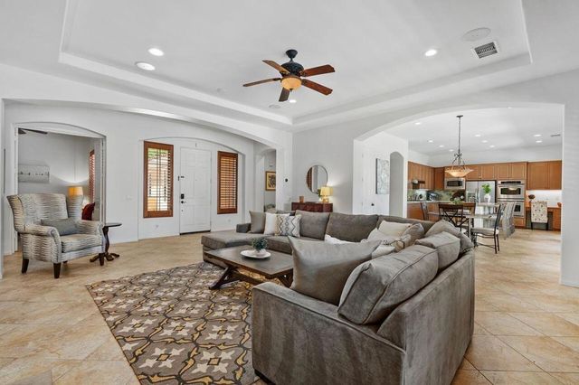 48476 Big Horn Drive, La Quinta, CA 92253