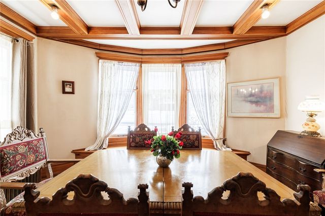 256 Seneca Parkway, Rochester, NY 14613