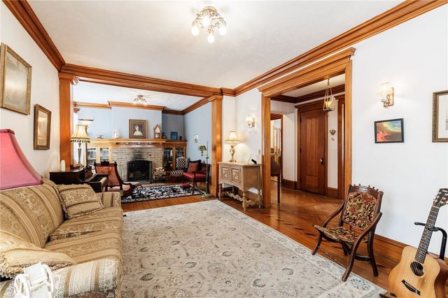 256 Seneca Parkway, Rochester, NY 14613