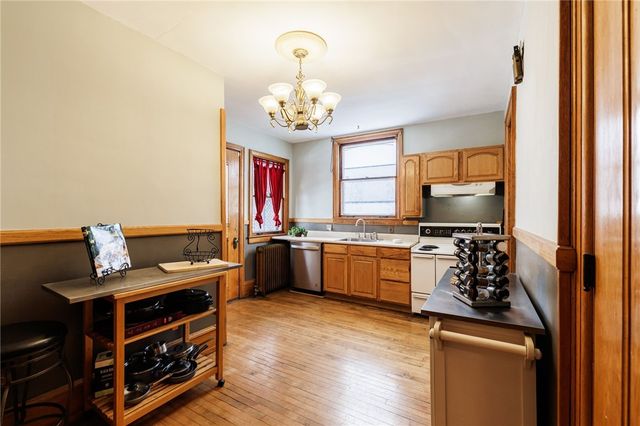 256 Seneca Parkway, Rochester, NY 14613