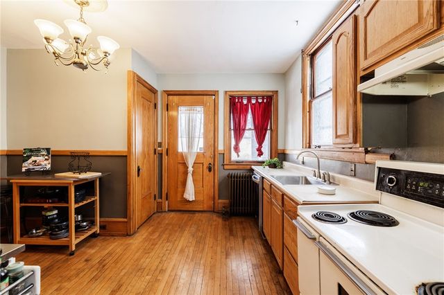 256 Seneca Parkway, Rochester, NY 14613