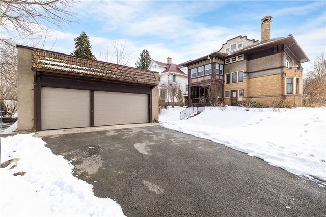 256 Seneca Parkway, Rochester, NY 14613