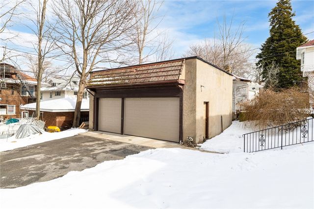 256 Seneca Parkway, Rochester, NY 14613