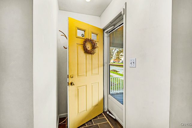 1325 Ash St, Utica, NY 13502