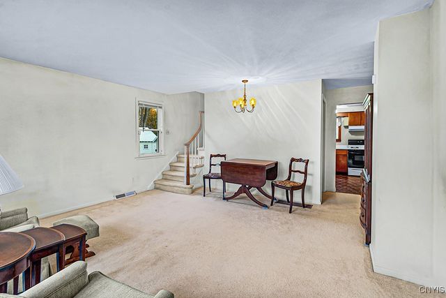 1325 Ash St, Utica, NY 13502