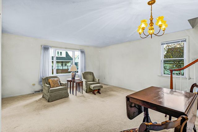 1325 Ash St, Utica, NY 13502