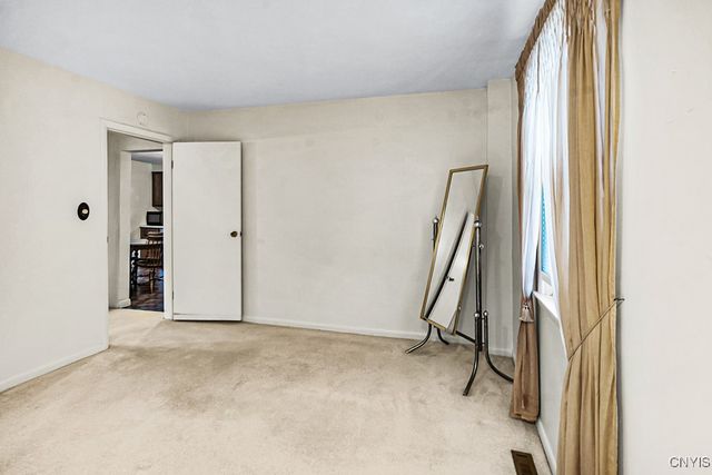 1325 Ash St, Utica, NY 13502