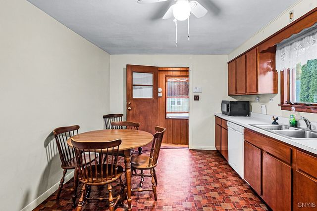 1325 Ash St, Utica, NY 13502