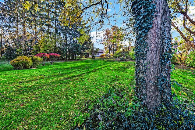 1325 Ash St, Utica, NY 13502