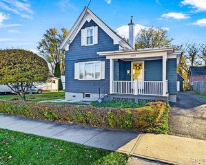 1325 Ash St, Utica, NY 13502