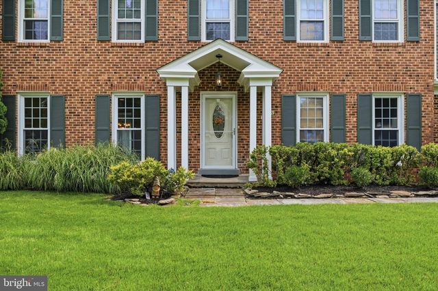 10313 CROWN POINT CT, Potomac, MD 20854