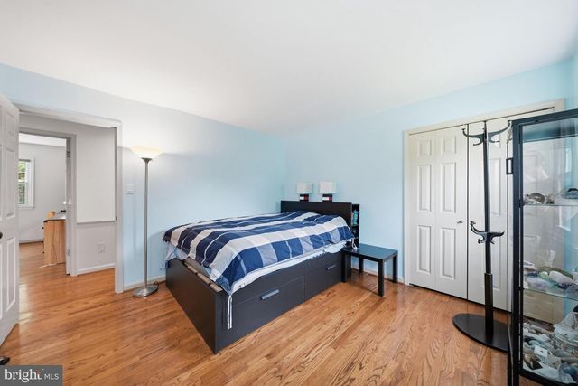 10313 CROWN POINT CT, Potomac, MD 20854