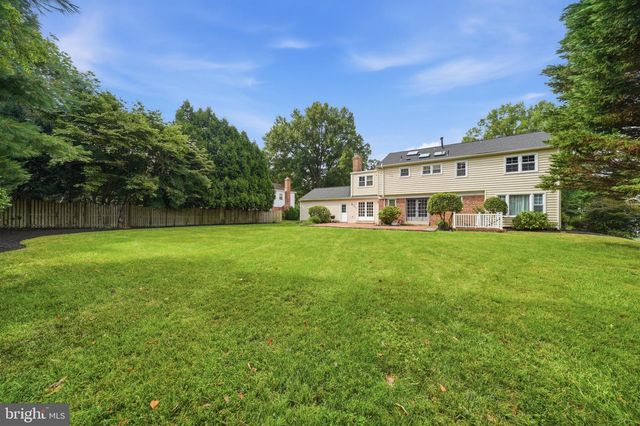 10313 CROWN POINT CT, Potomac, MD 20854
