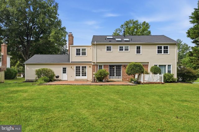 10313 CROWN POINT CT, Potomac, MD 20854