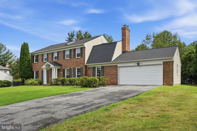 10313 CROWN POINT CT, Potomac, MD 20854